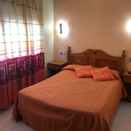 Hostal La Parrilla Monegros II Bujaraloz Luaran gambar