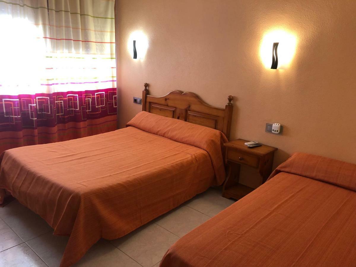 Hostal La Parrilla Monegros II Bujaraloz Luaran gambar