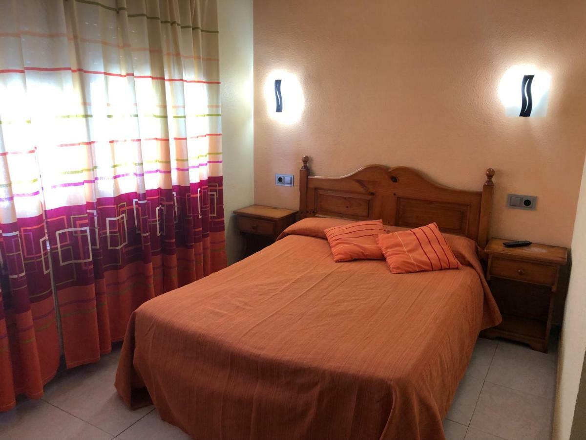 Hostal La Parrilla Monegros II Bujaraloz Luaran gambar